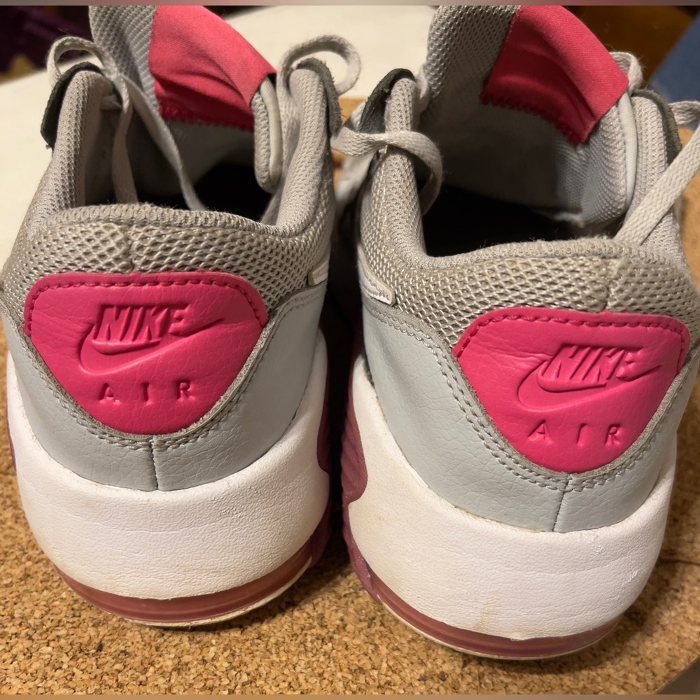 Nike 6.5Y Air Max Excee Grey Fog (GS) 
Sneakers Gray Purple Pink CD6894-003 - Picture 3 of 14